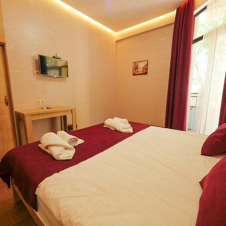 La'Rooms Кутаиси Екстериор снимка