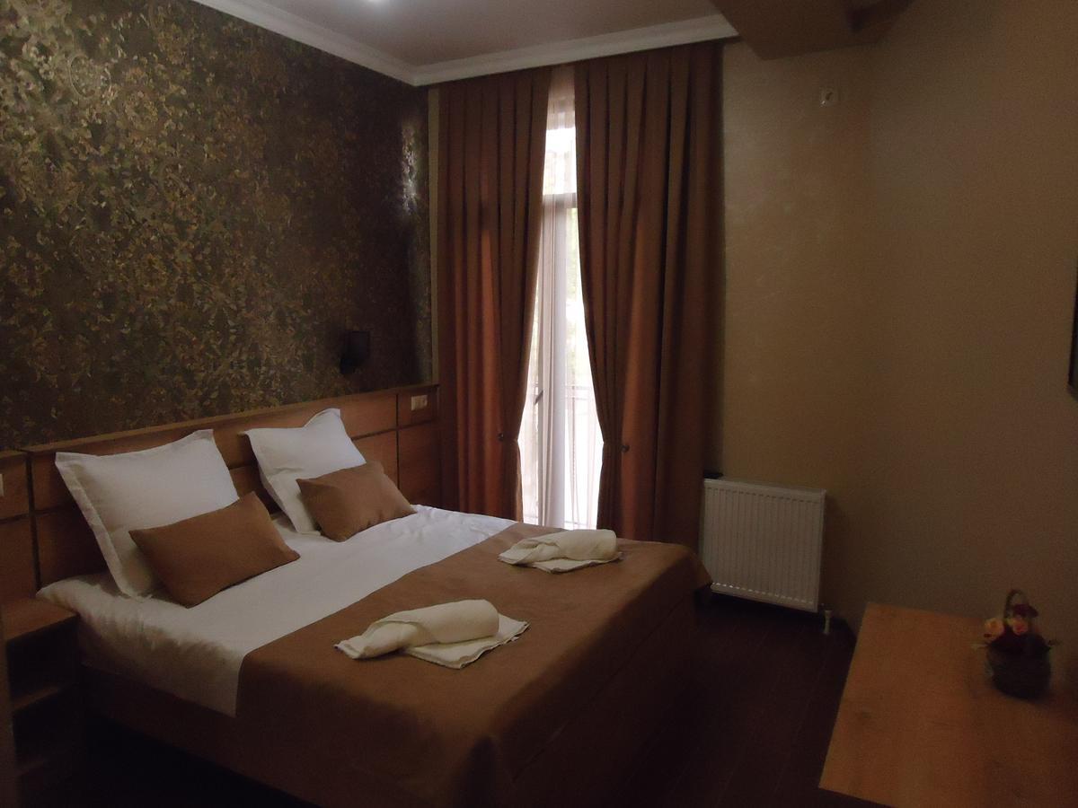 La'Rooms Кутаиси Екстериор снимка