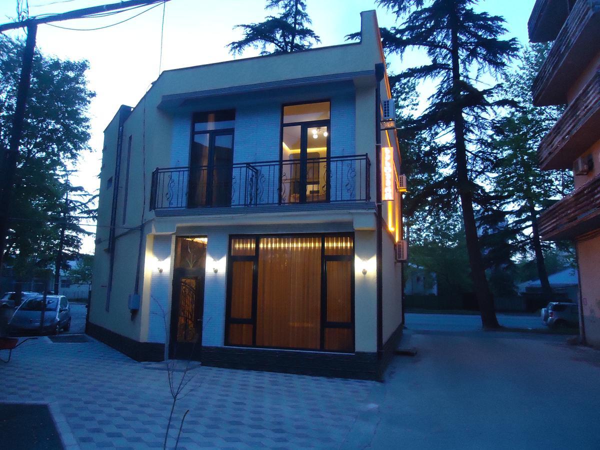 La'Rooms Кутаиси Екстериор снимка