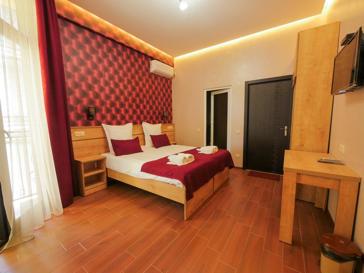 La'Rooms Кутаиси Екстериор снимка