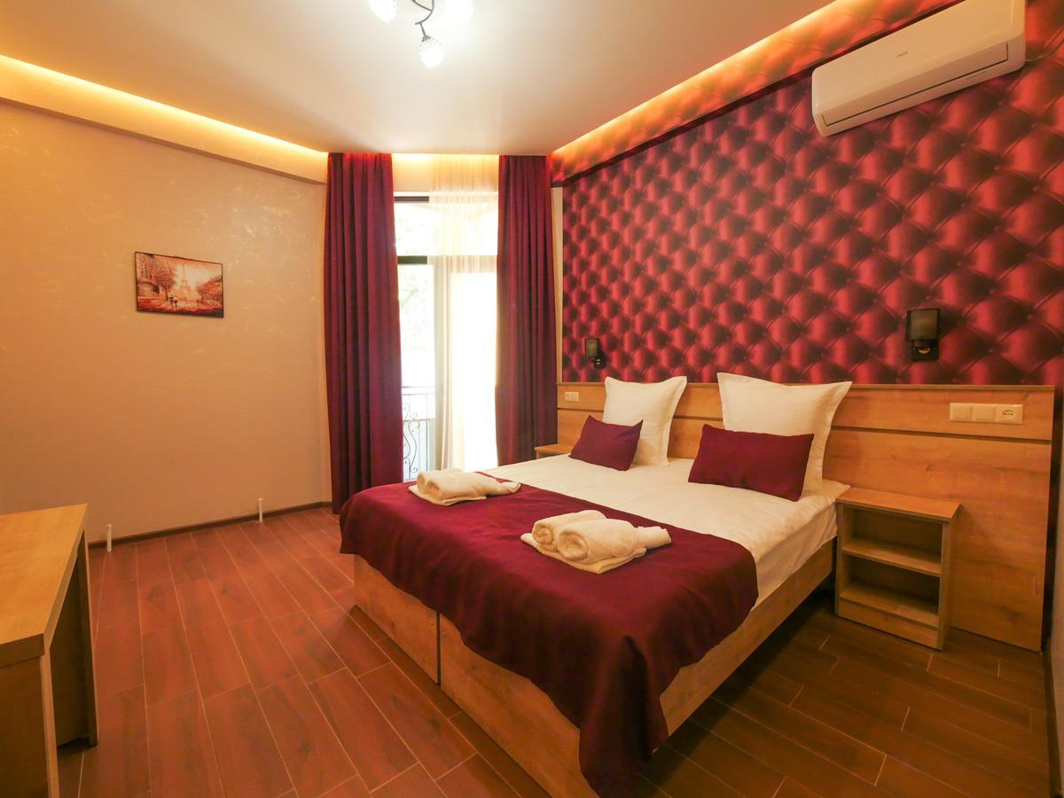 La'Rooms Кутаиси Екстериор снимка